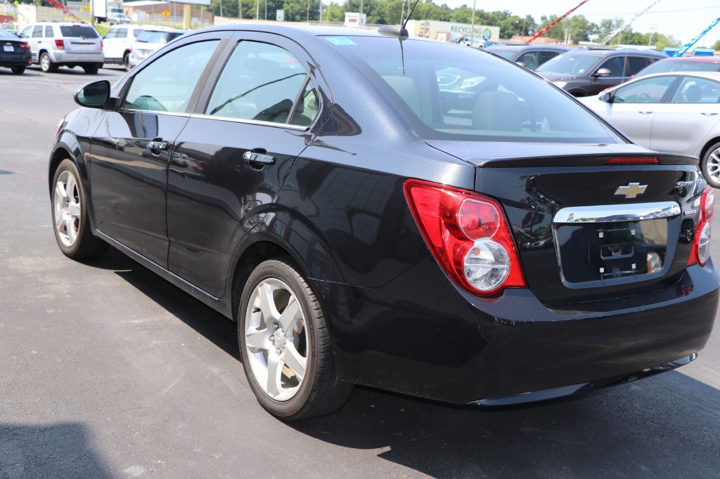 2015 Chevrolet Sonic Image 17