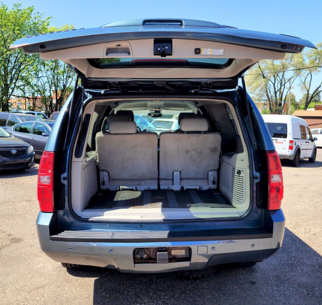 2008 Chevrolet Suburban Image 15