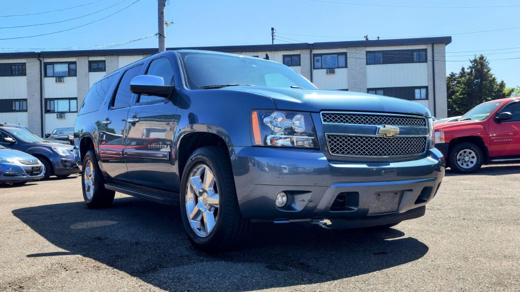 2008 Chevrolet Suburban Image 7
