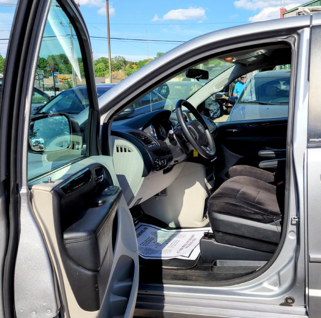 2014 Dodge Grand Caravan Image 11