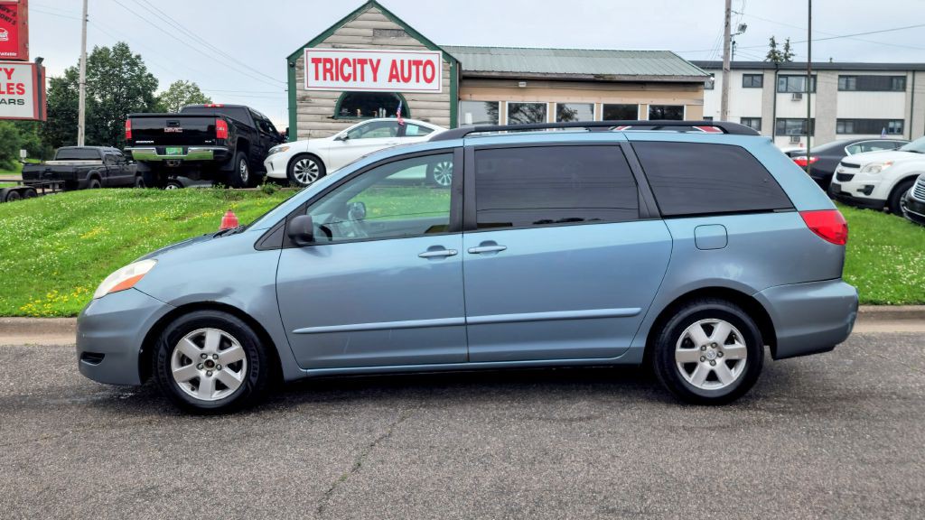 2008 Toyota Sienna Image 3