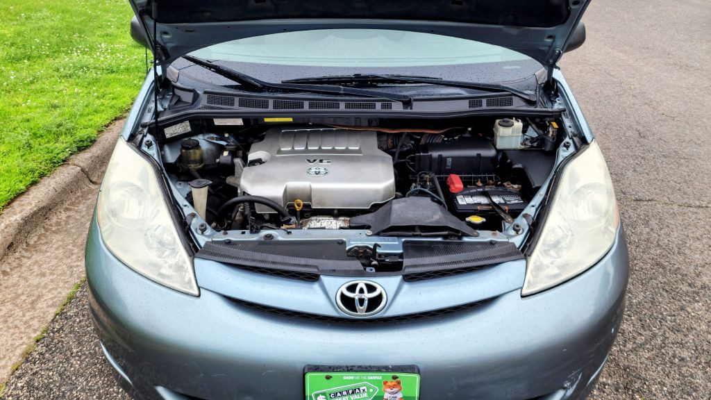 2008 Toyota Sienna Image 18