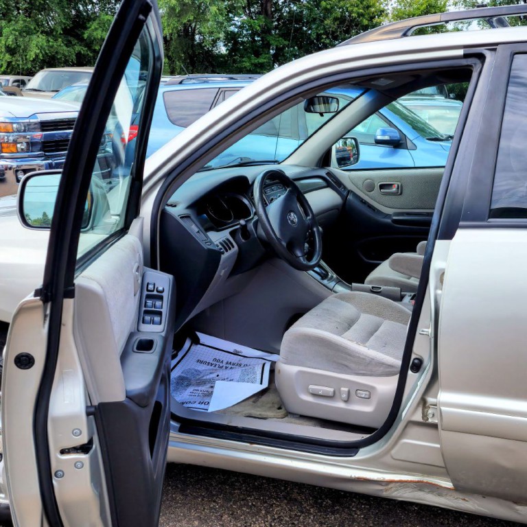2002 Toyota Highlander Image 11