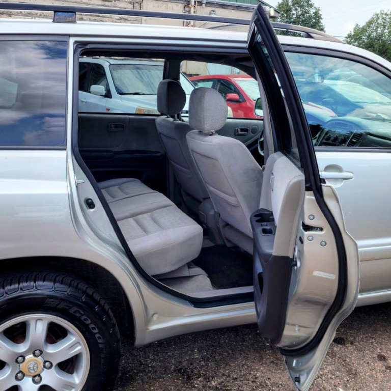 2002 Toyota Highlander Image 15