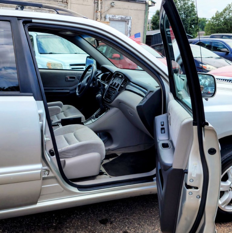 2002 Toyota Highlander Image 16