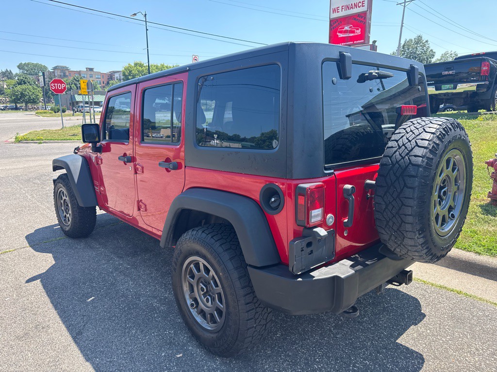 2011 Jeep Wrangler Unlimited Image 7