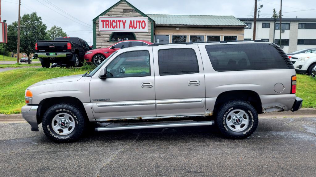 2006 GMC Yukon Image 3