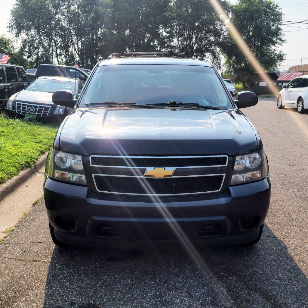 2013 Chevrolet Suburban Image 10