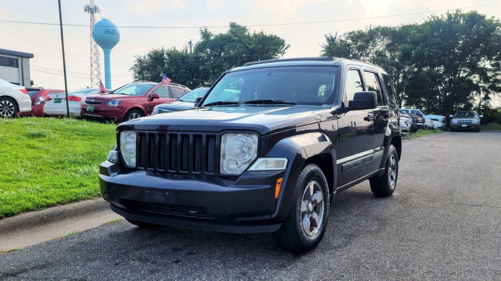 2010 Jeep Liberty Image 2