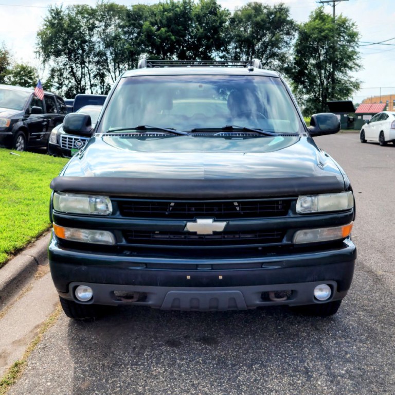 2003 Chevrolet Tahoe Image 10