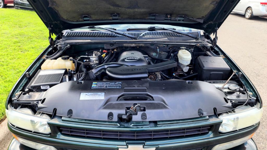 2003 Chevrolet Tahoe Image 19