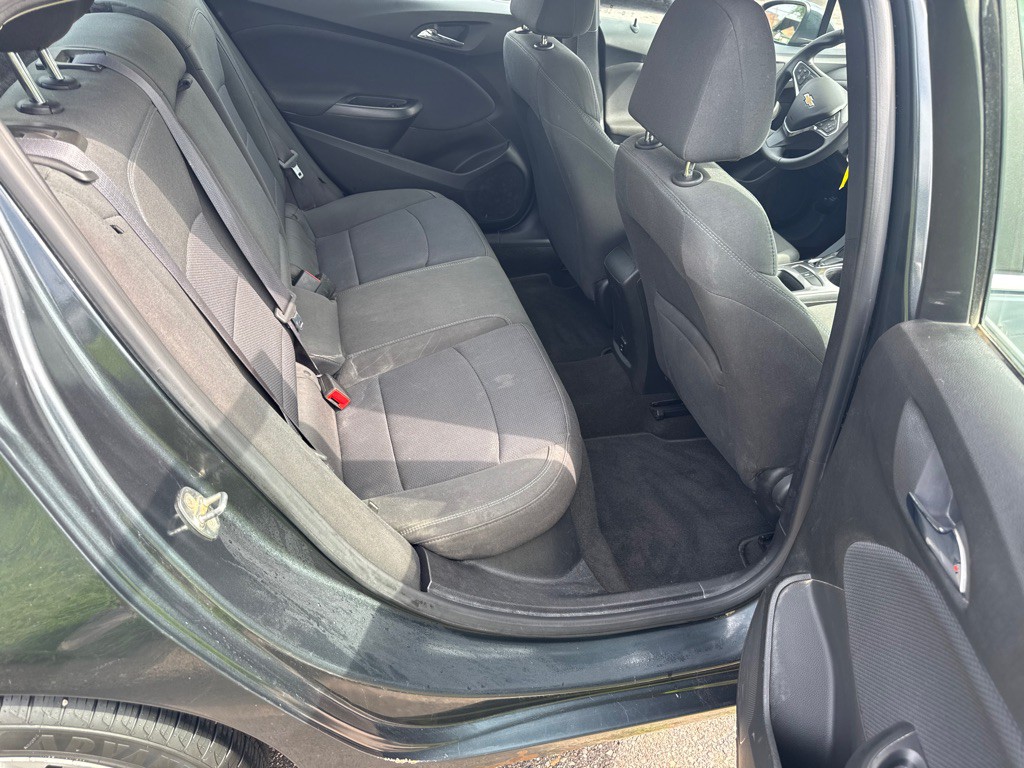 2017 Chevrolet Cruze Image 12