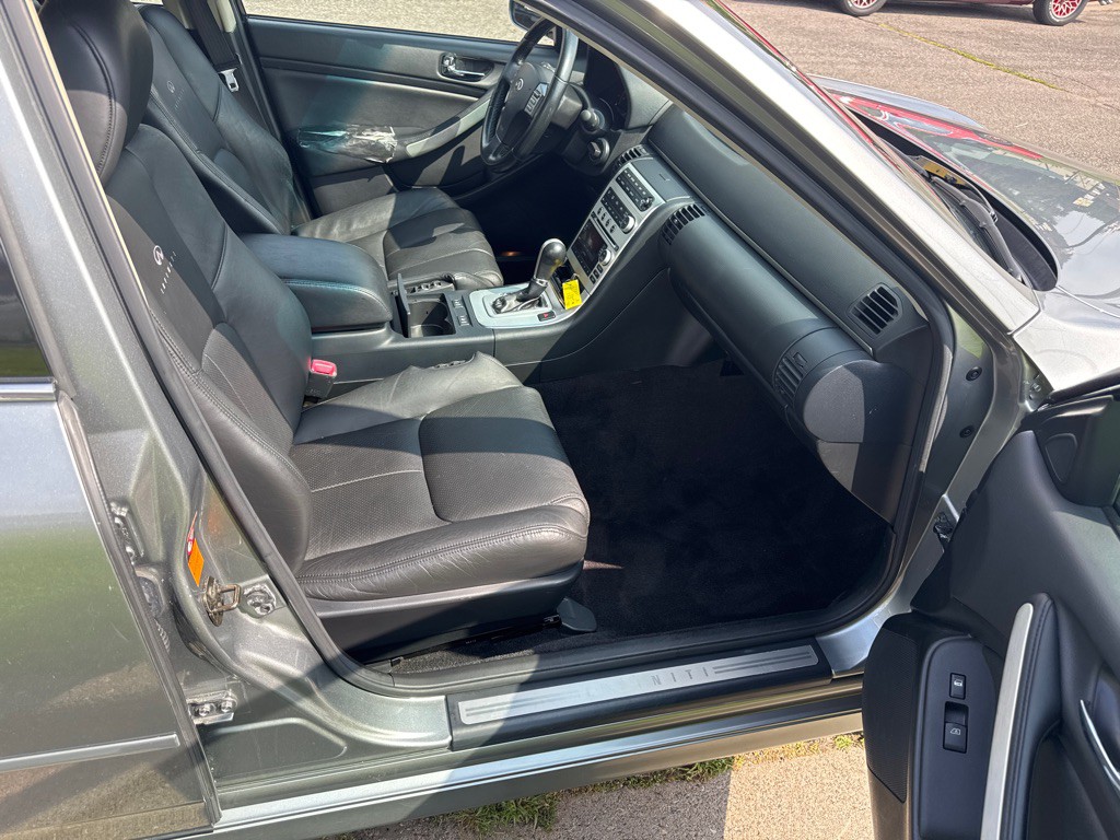 2006 INFINITI G35 Image 11