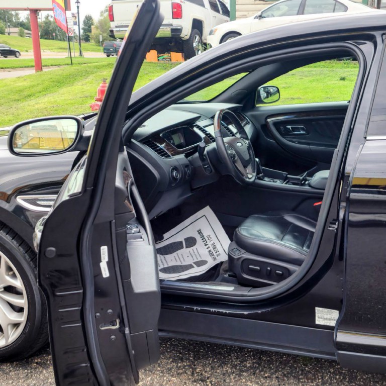 2018 Ford Taurus Image 11