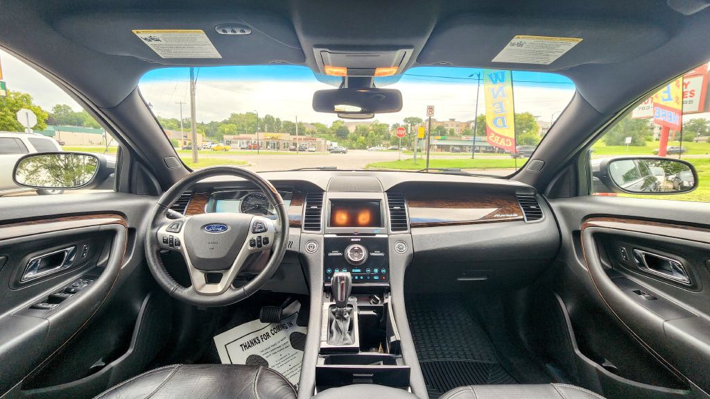 2018 Ford Taurus Image 12