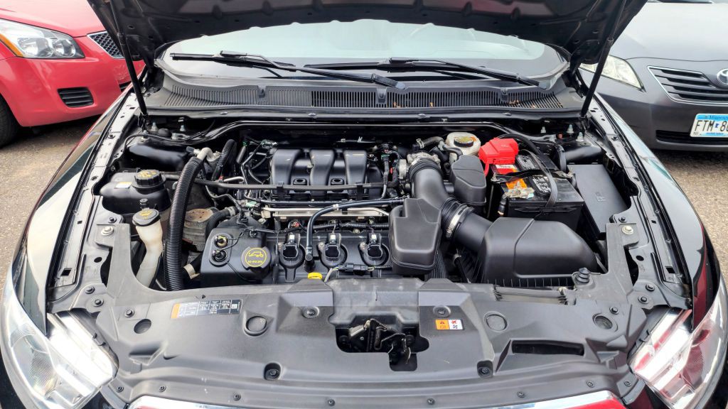 2018 Ford Taurus Image 17