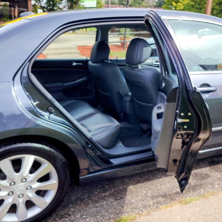 2006 Honda Accord Image 16