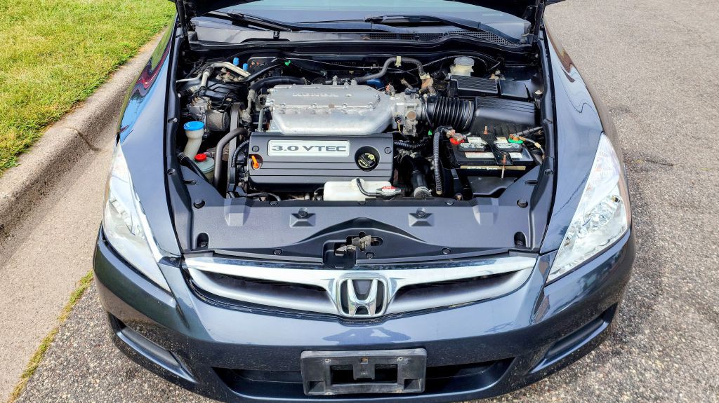 2006 Honda Accord Image 18