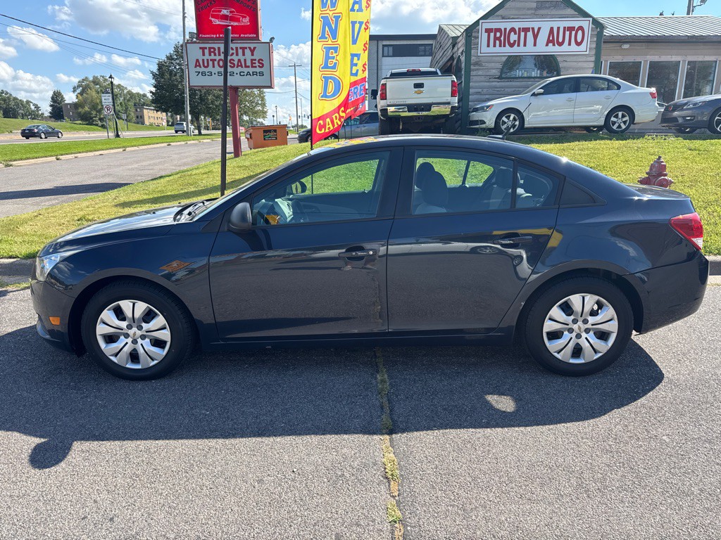 2014 Chevrolet Cruze Image 3