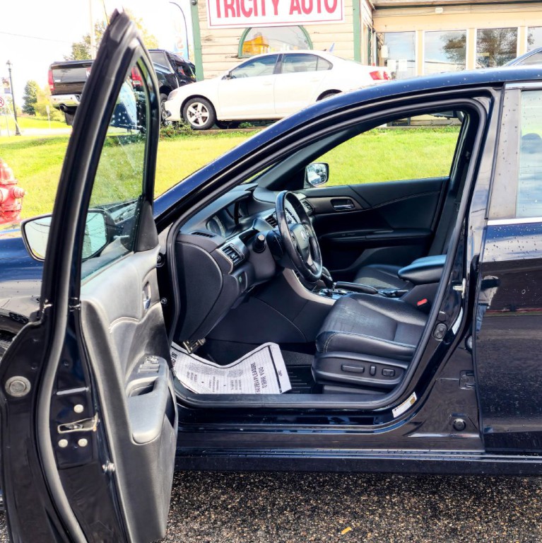 2016 Honda Accord Image 11