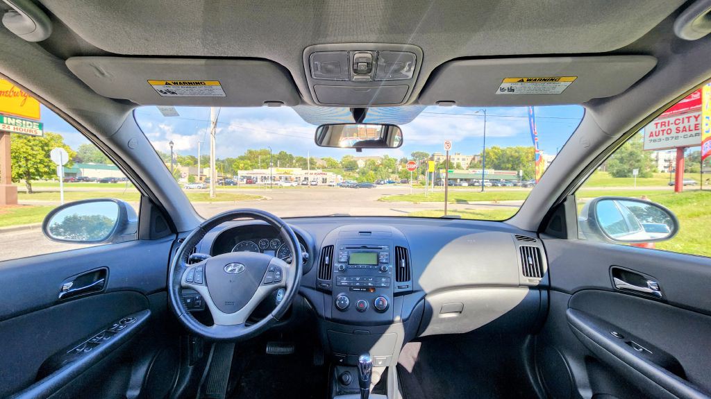 2009 Hyundai Elantra Image 12