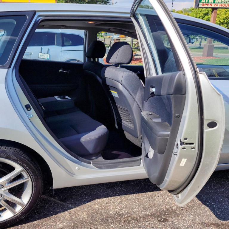 2009 Hyundai Elantra Image 16