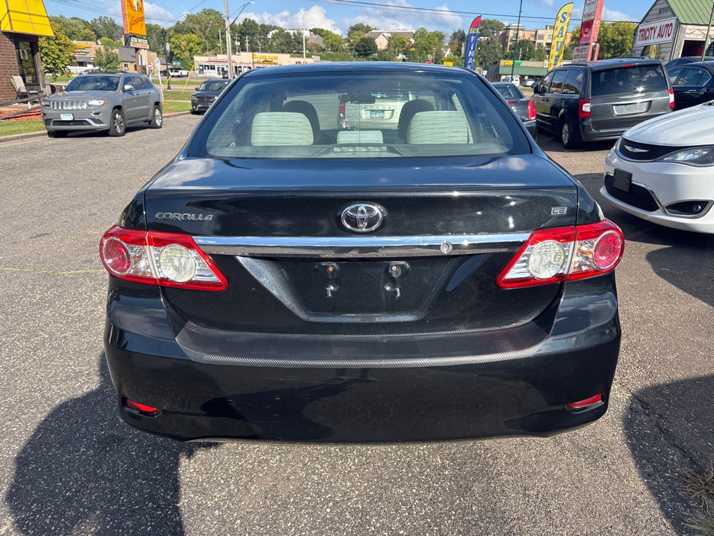 2011 Toyota Corolla Image 8