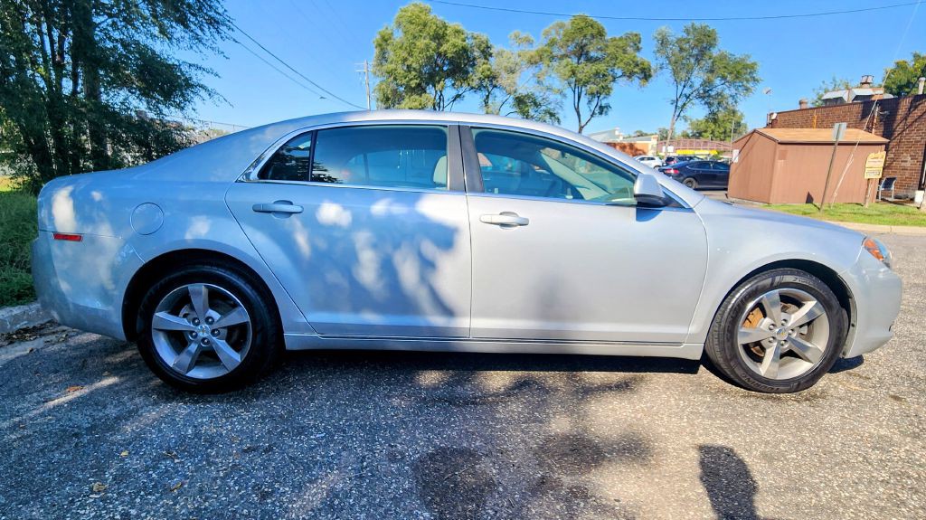 2011 Chevrolet Malibu Image 7