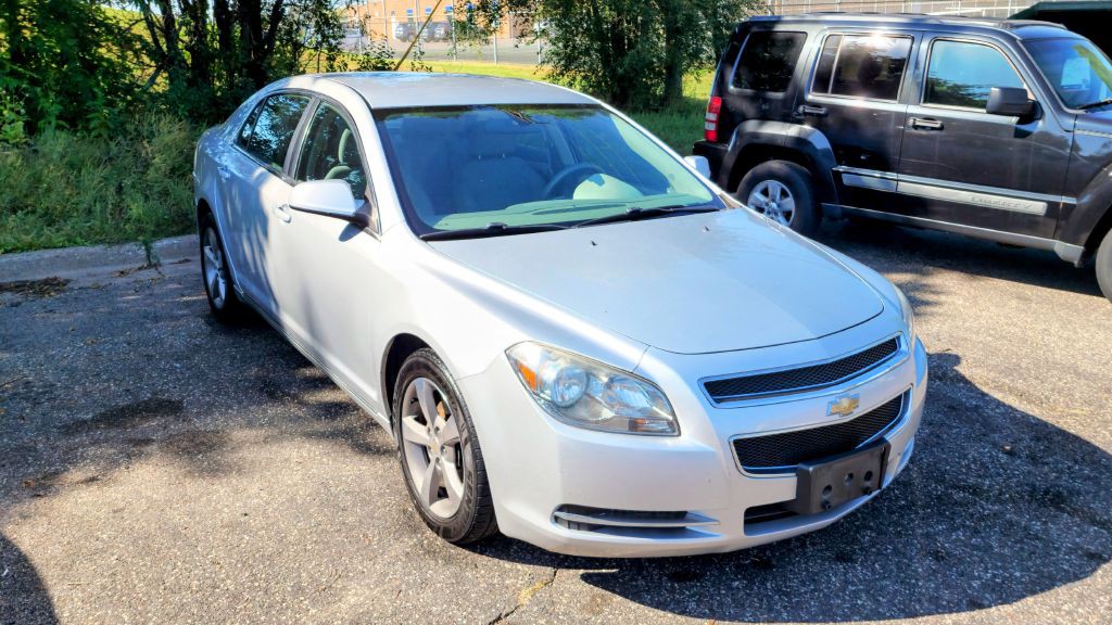 2011 Chevrolet Malibu Image 9