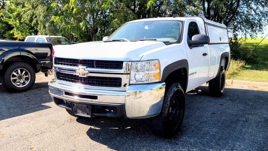 2008 Chevrolet Silverado 1500 Image 2