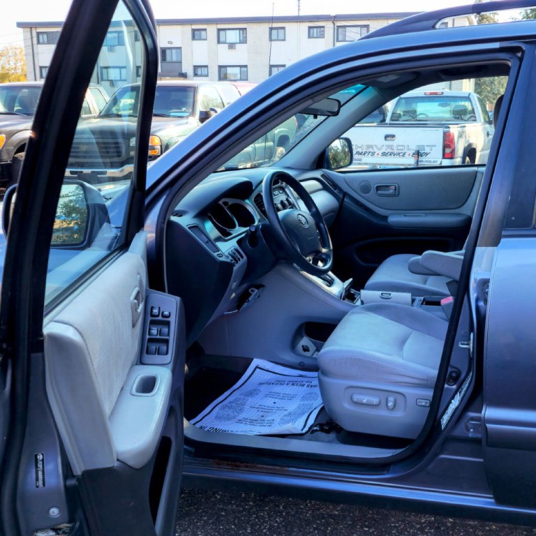 2004 Toyota Highlander Image 11