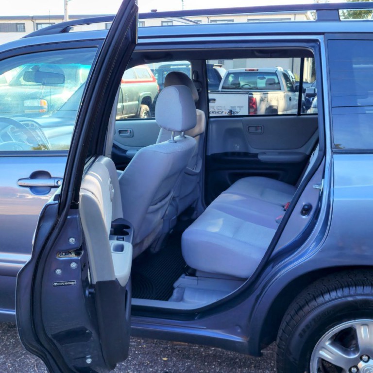 2004 Toyota Highlander Image 13