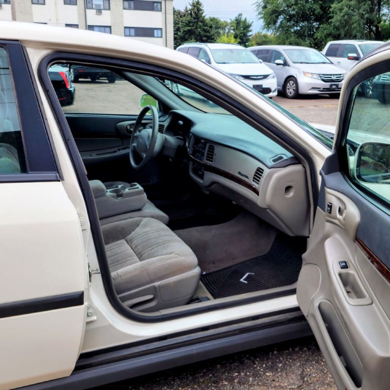 2005 Chevrolet Impala Image 15