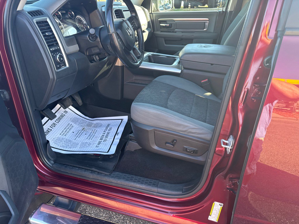 2016 RAM 1500 Image 9