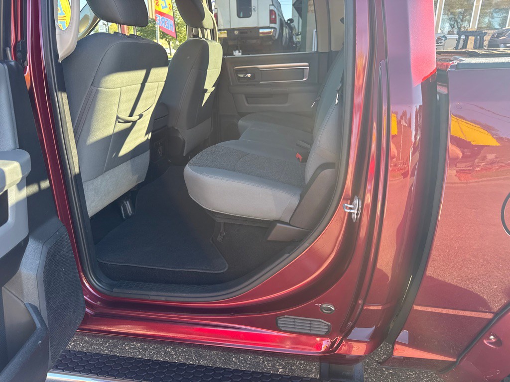 2016 RAM 1500 Image 10