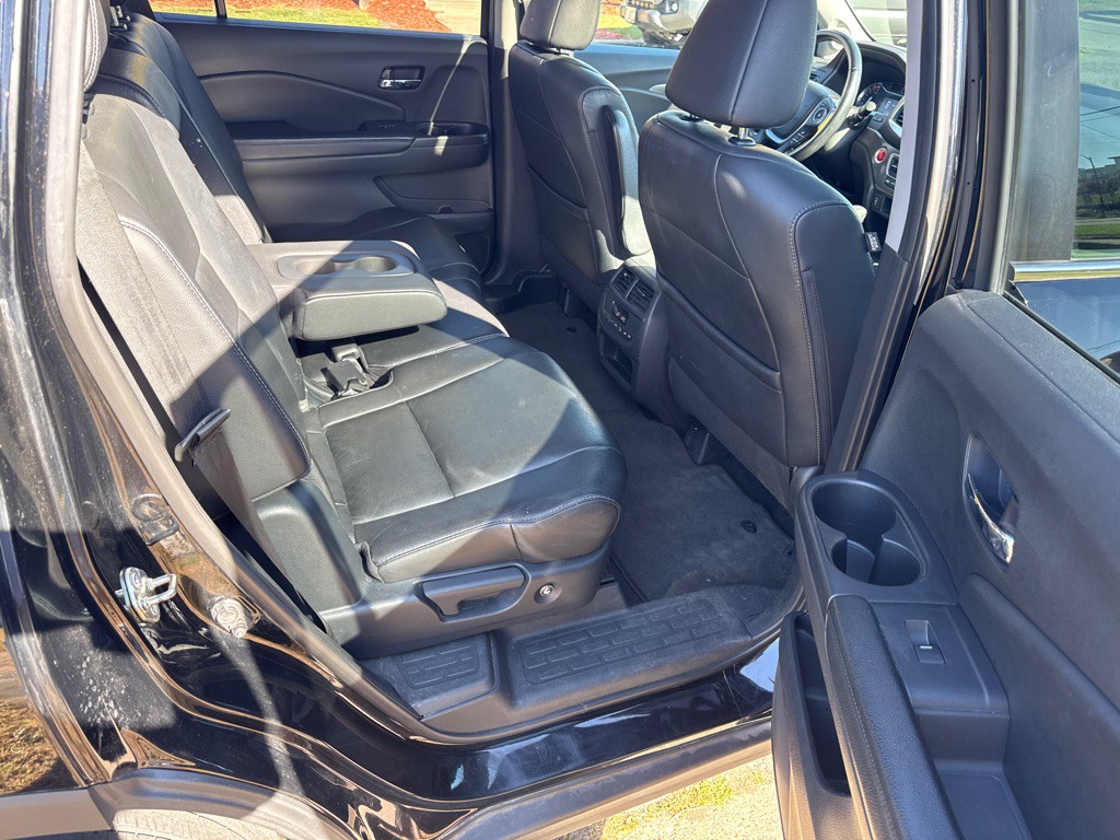 2016 Honda Pilot Image 12