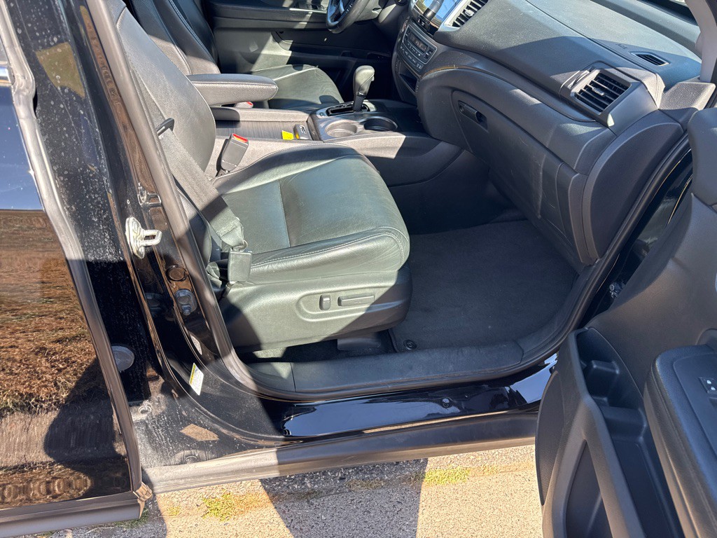 2016 Honda Pilot Image 13
