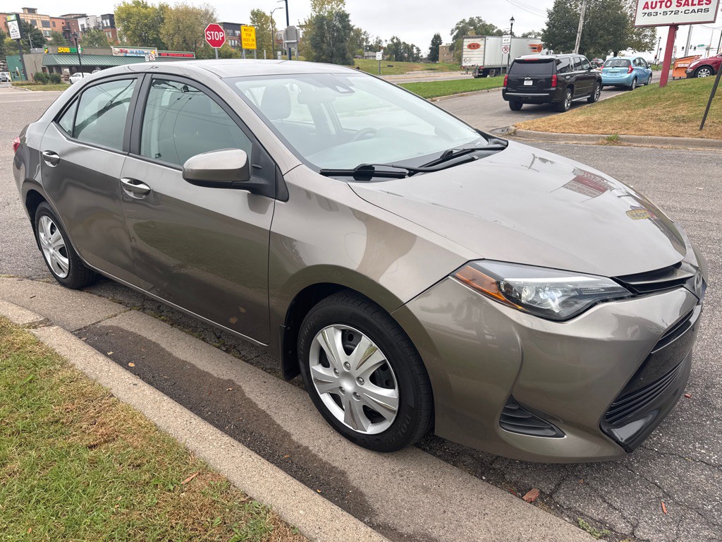2019 Toyota Corolla Image 2