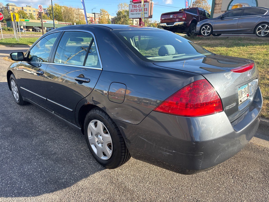 2007 Honda Accord Image 7
