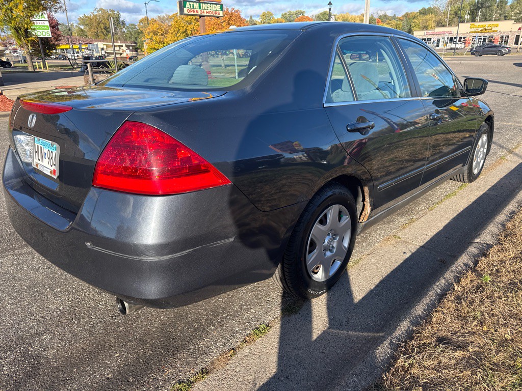 2007 Honda Accord Image 8