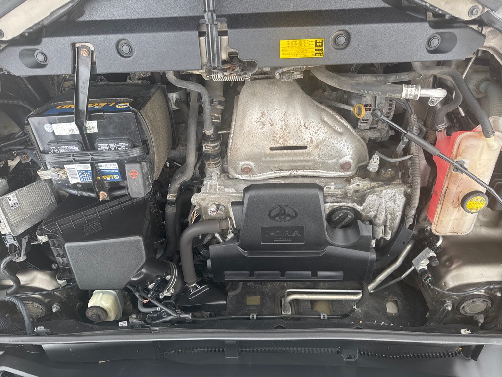 2015 Toyota Rav4 Image 17