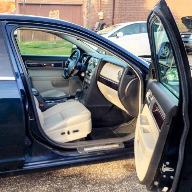 2008 Lincoln MKZ Image 16