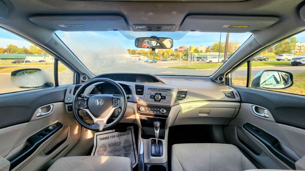 2012 Honda Civic Image 12