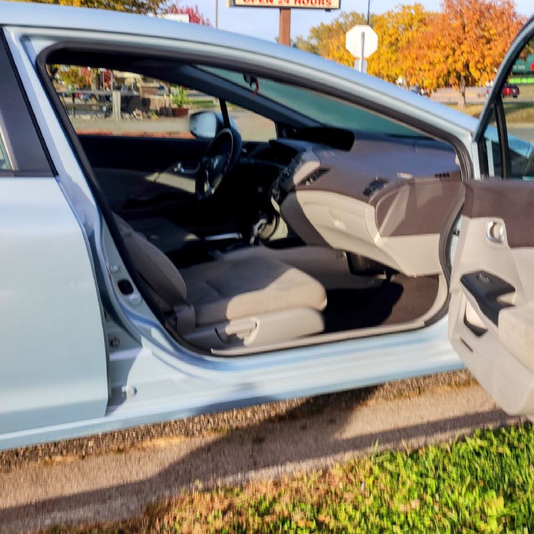 2012 Honda Civic Image 16