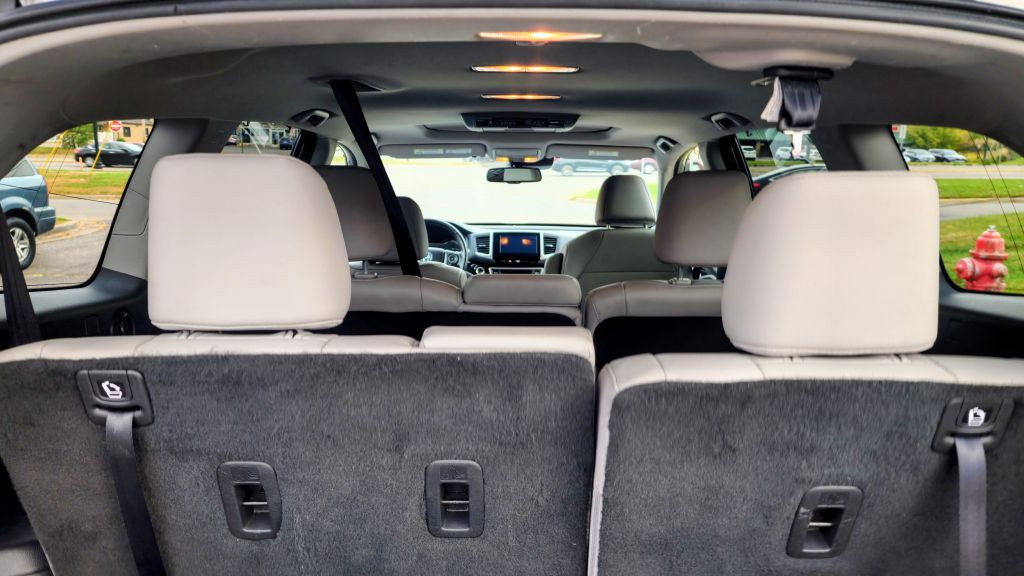 2016 Honda Pilot Image 14