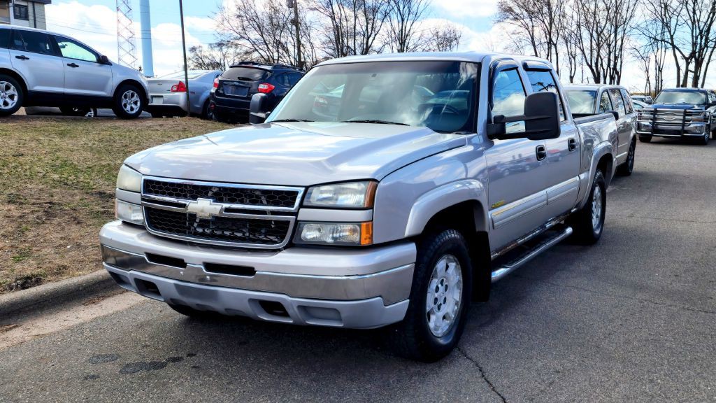 2007 Chevrolet Silverado 1500 Image 2