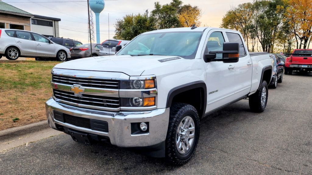 2016 Chevrolet Silverado 1500 Image 2