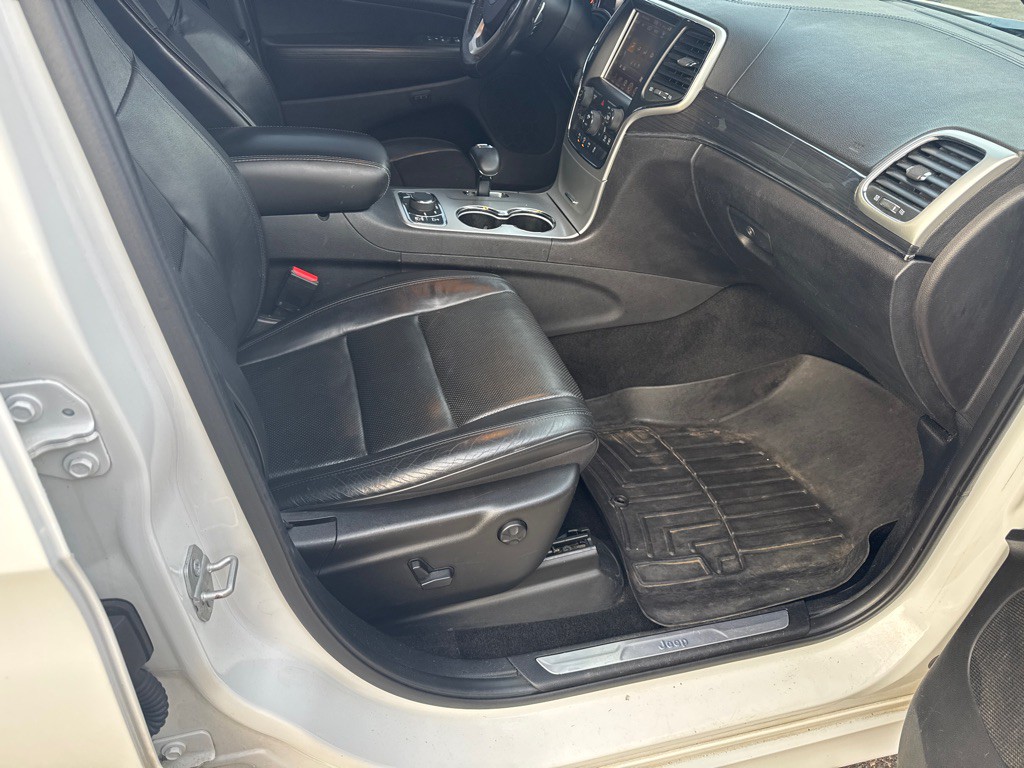 2015 Jeep Grand Cherokee Image 13