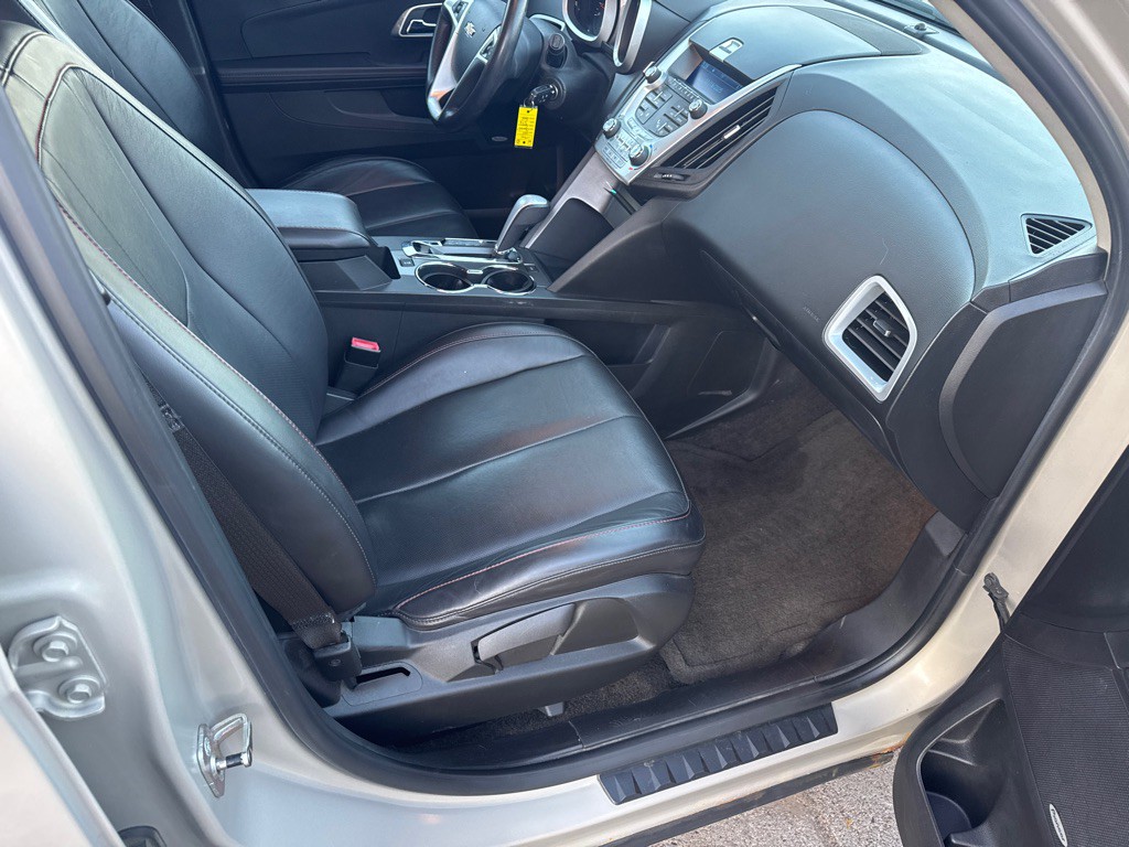 2011 Chevrolet Equinox Image 12