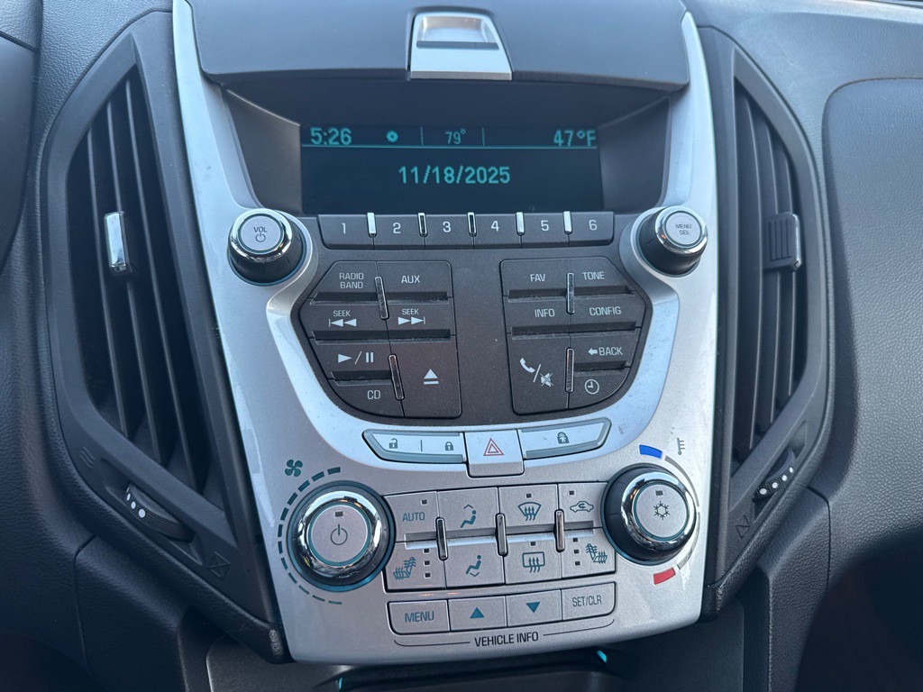 2011 Chevrolet Equinox Image 14